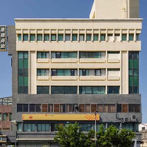 Kindness Hotel - Yuanlin